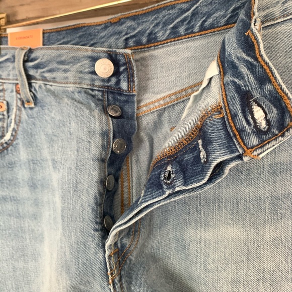 Levi’s 501 Mid Rise Raw Denim Short NWT - Picture 7 of 12